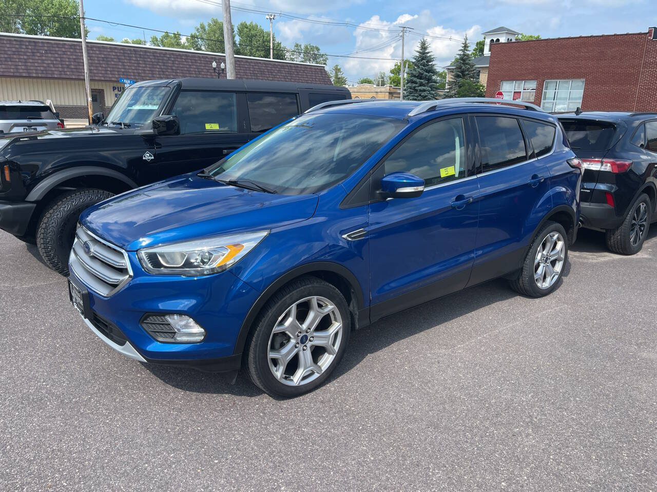 2017 Ford Escape Titanium 4WD's photo