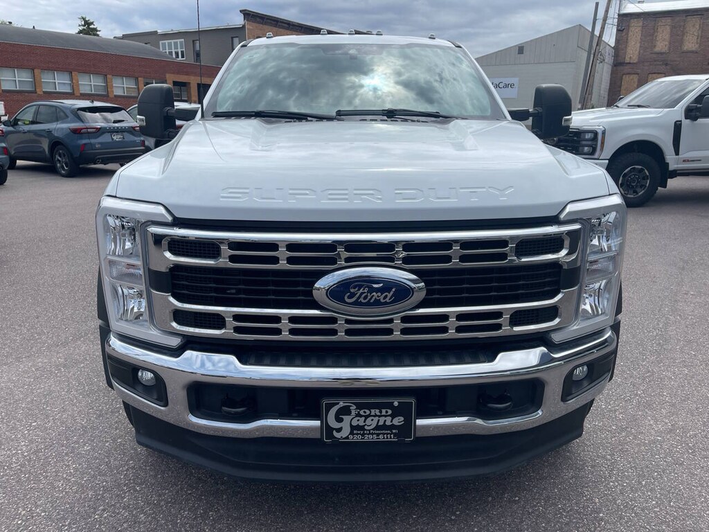 Used 2024 Ford F-550 Super Duty 4X4 4dr Crew Cab 179.8 203.8 in. WB Chassis