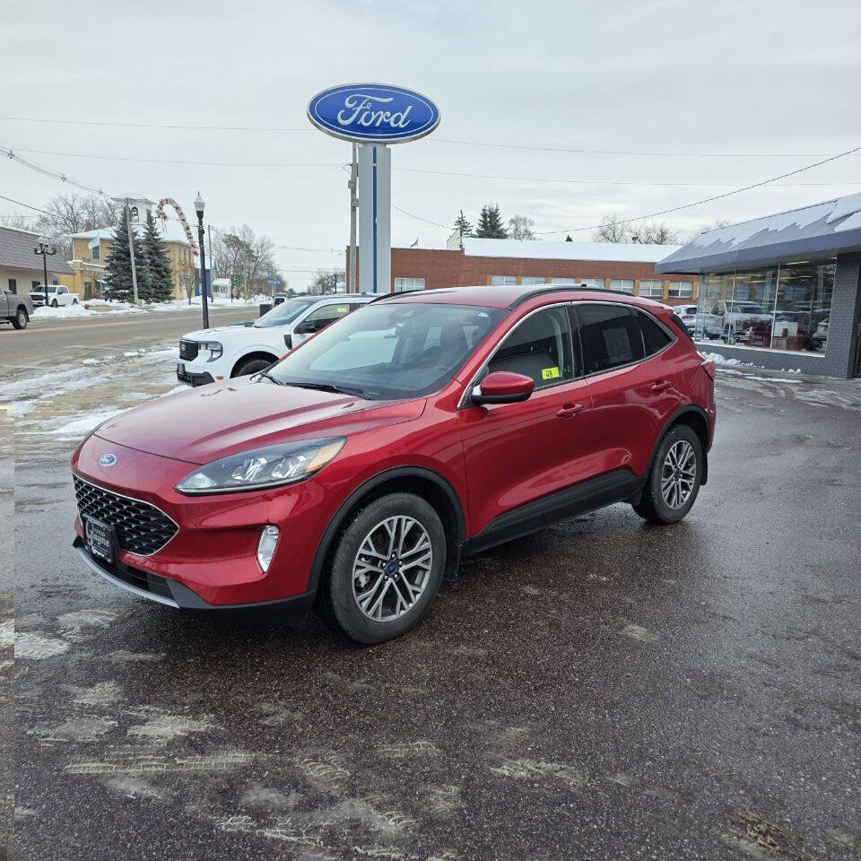 2020 Ford Escape SEL