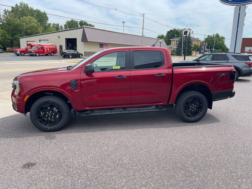 New 2025 Ford Ranger XLT 4x4 4dr Supercrew 5.0 ft. SB Pickup Truck