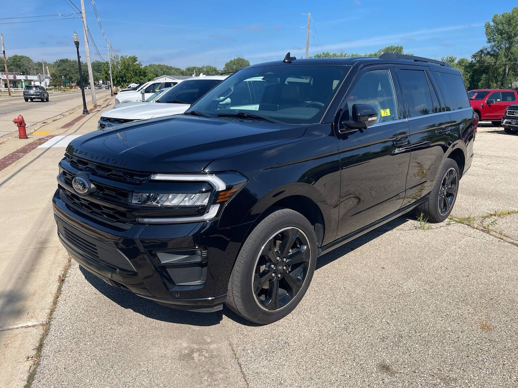 Used 2024 Ford Expedition Limited 4x4 4dr SUV SUV