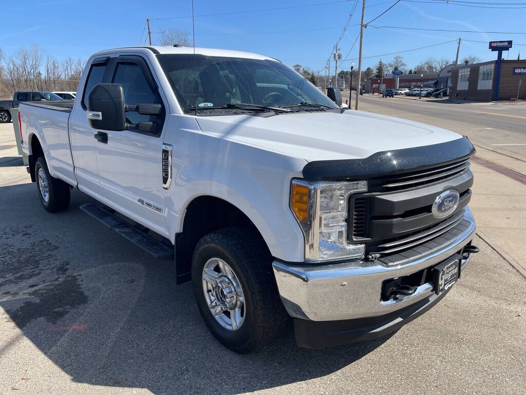 Used 2017 Ford F-250 Super Duty XL 4x4 4dr Supercab 8 ft. LB Pickup Pickup Truck
