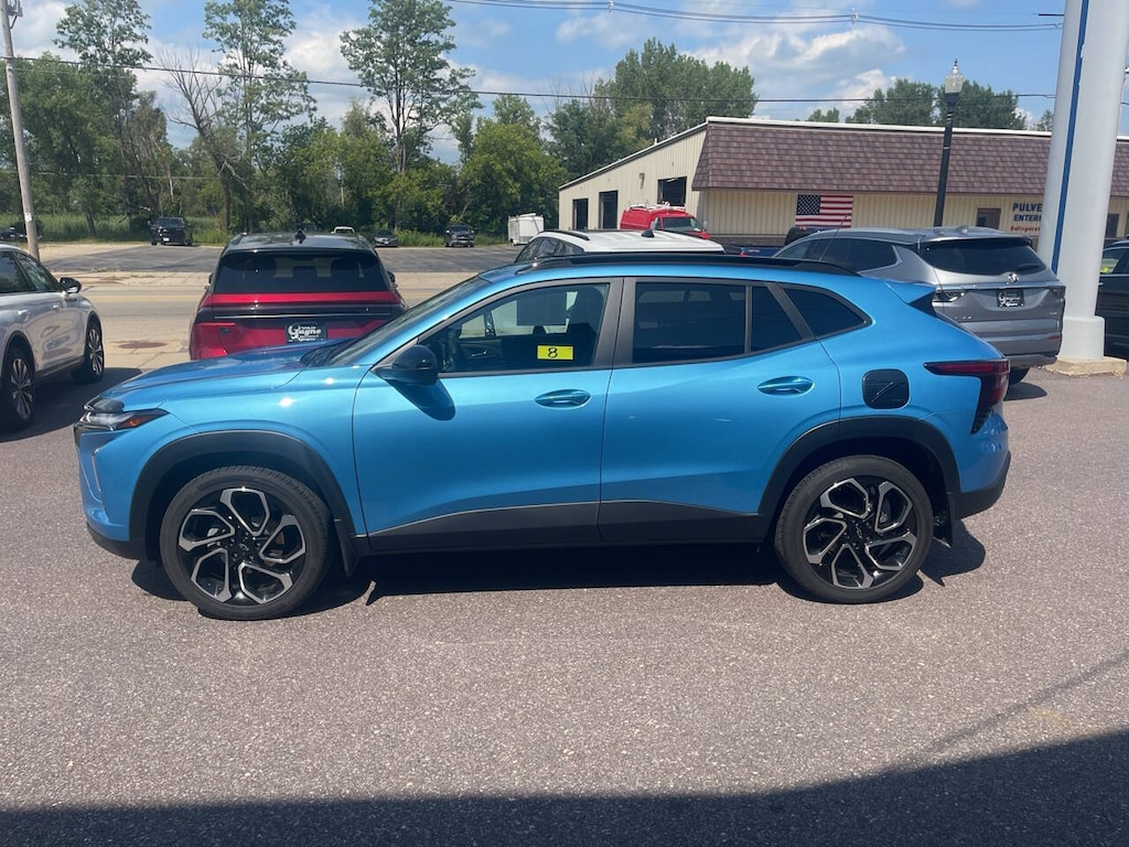 Used 2025 Chevrolet Trax RS 4dr Crossover w/2RS Wagon