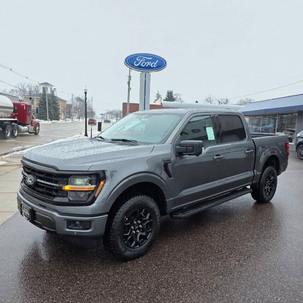 New 2025 Ford F-150 XLT 4x4 4dr Supercrew 5.5 ft. SB Pickup Truck