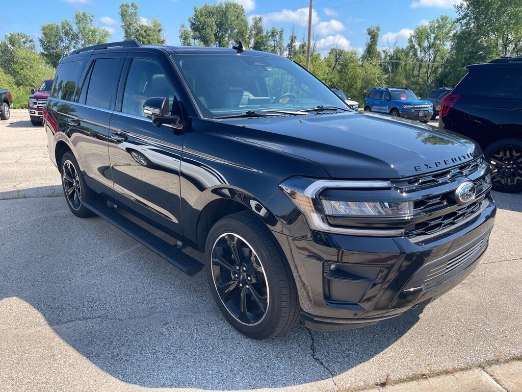 Used 2024 Ford Expedition Limited 4x4 4dr SUV SUV