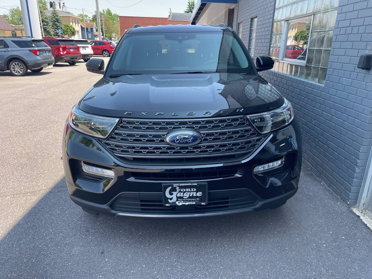 Used 2023 Ford Explorer XLT with VIN 1FMSK8DH3PGB42180 for sale in Princeton, WI