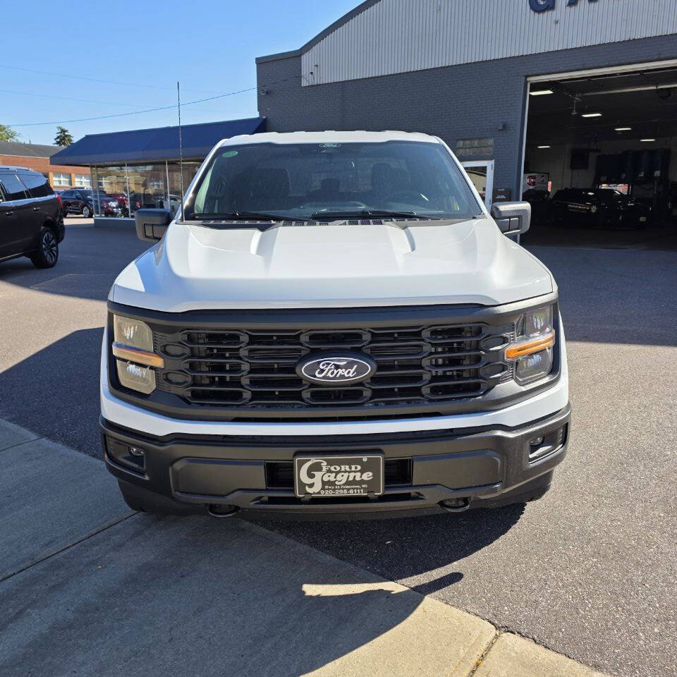 2025 Ford F-150 STX photo 2