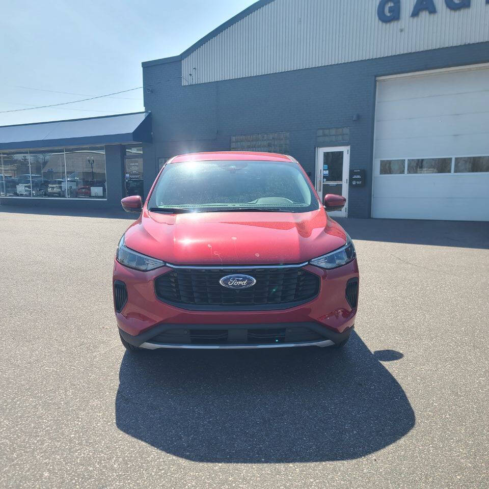 2023 Ford Escape Active photo 2