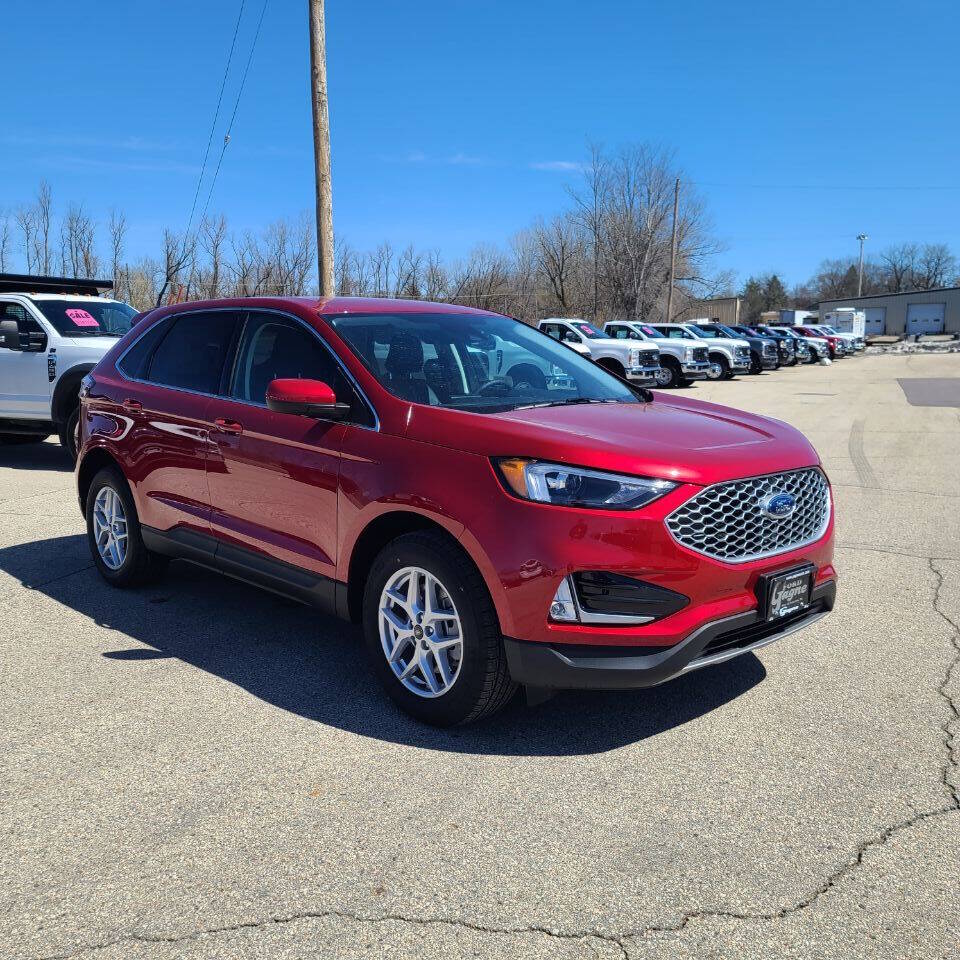 New 2024 Ford Edge SEL AWD 4dr SUV SUV