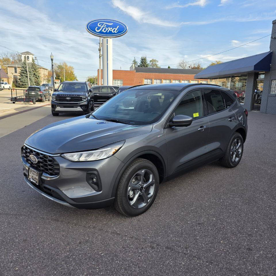 2026 Ford Escape Select photo 3