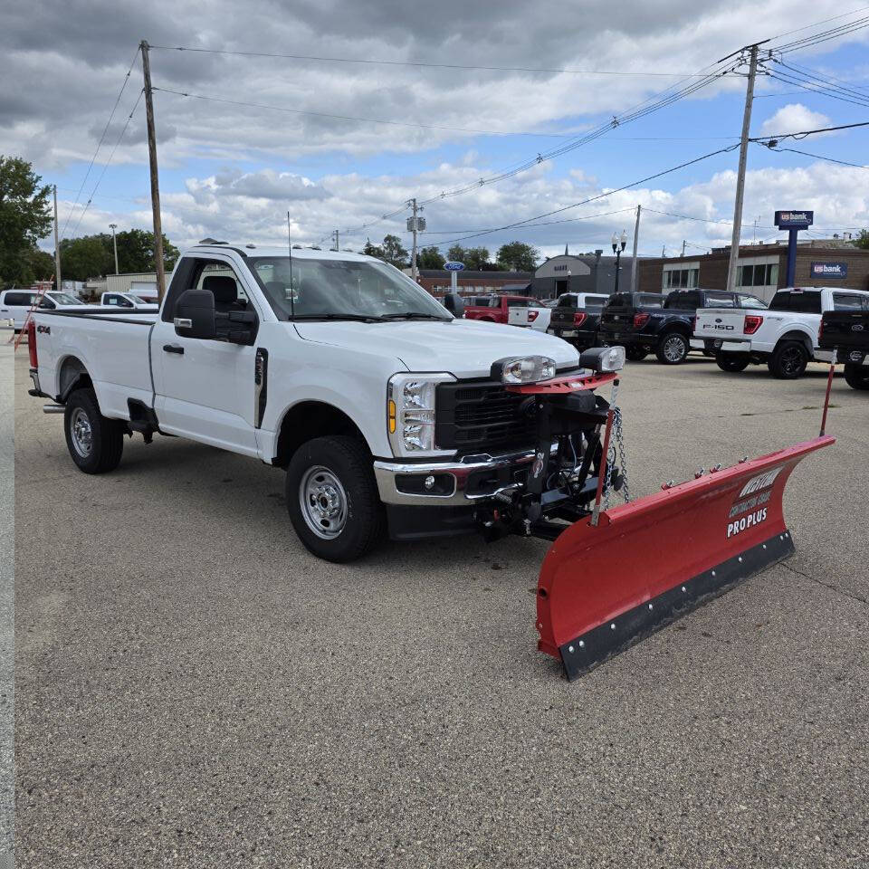2024 Ford F-250 XL photo 3