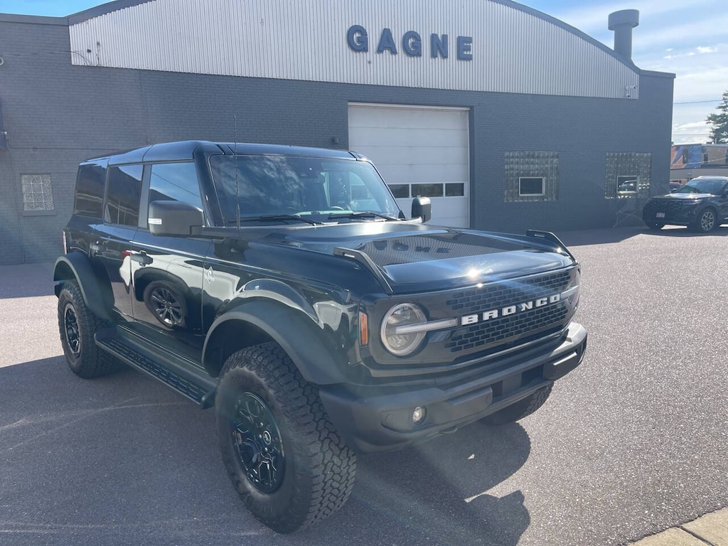 Used 2025 Ford Bronco Outer Banks 4x4 4dr SUV SUV