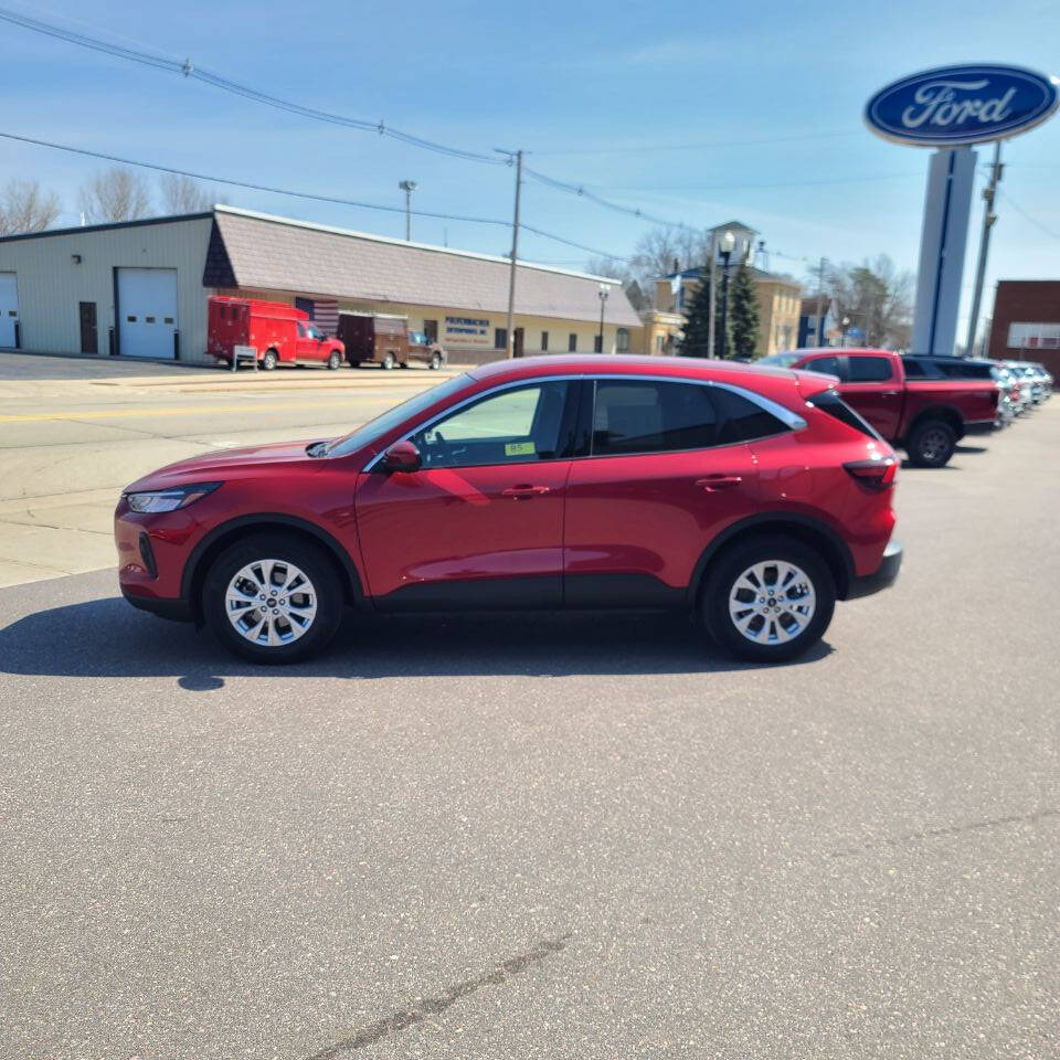 2023 Ford Escape Active photo 4
