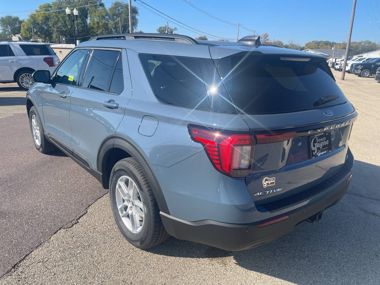 New 2026 Ford Explorer Active AWD 4dr SUV SUV