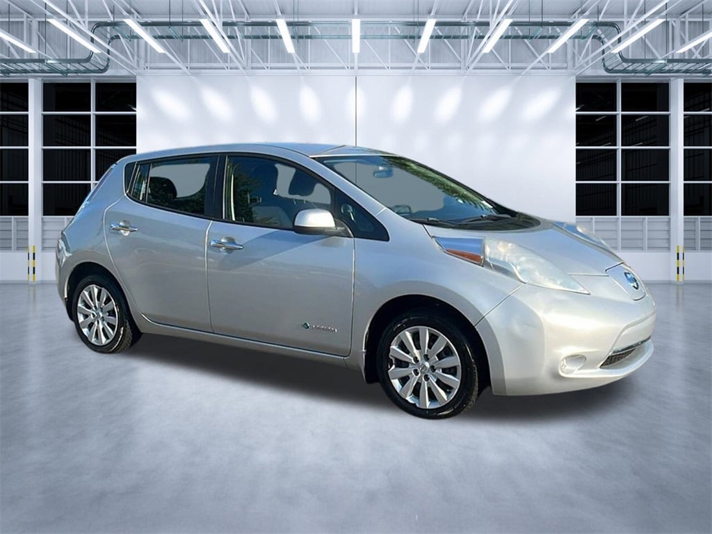 2014 Nissan LEAF S