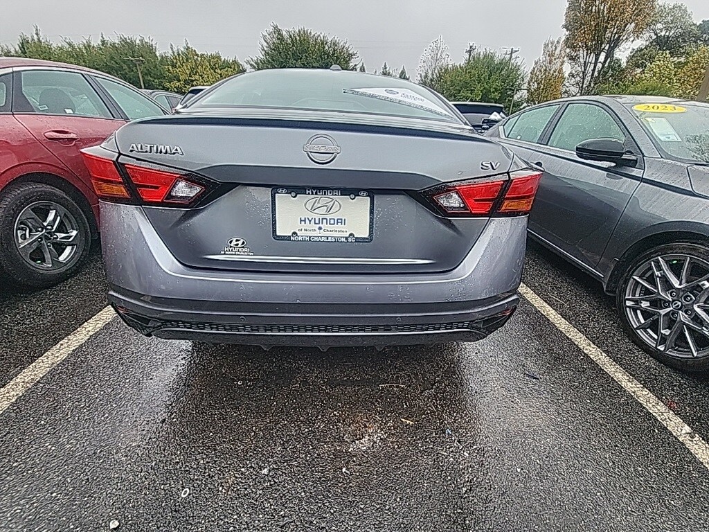 Used 2023 Nissan Altima 2.5 SV Sedan