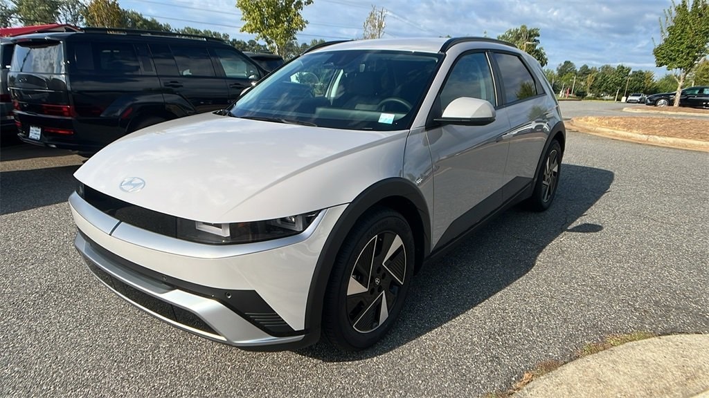 New 2025 Hyundai IONIQ 5 SEL SUV