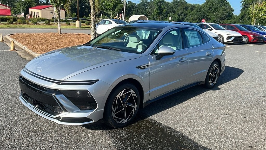 New 2025 Hyundai Sonata SEL Convenience Sedan