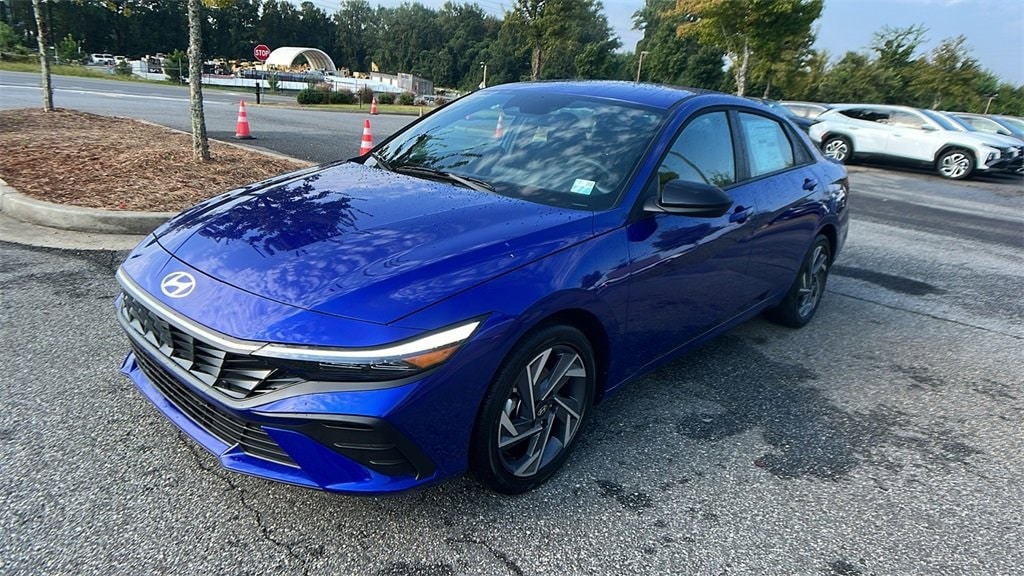 New 2025 Hyundai Elantra SEL Sport Sedan
