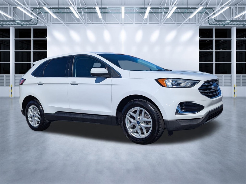 2022 Ford Edge SEL's photo