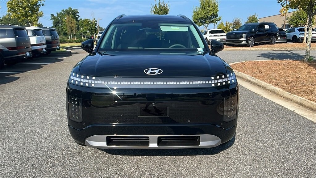 2026 Hyundai Ioniq SEL photo 2