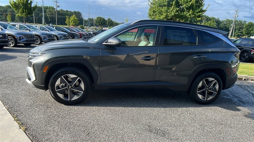 New 2025 Hyundai Tucson Hybrid SEL Convenience SUV