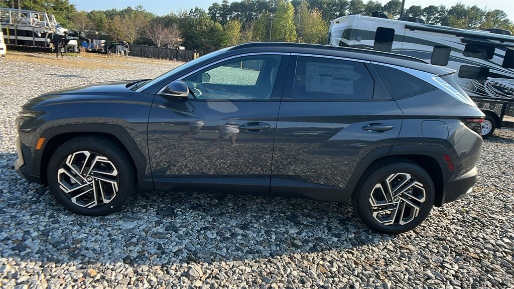 New 2025 Hyundai Tucson Limited SUV