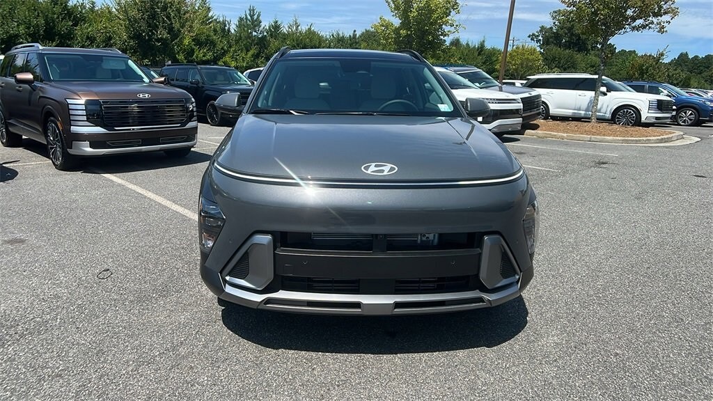 2026 Hyundai Kona Limited photo 2