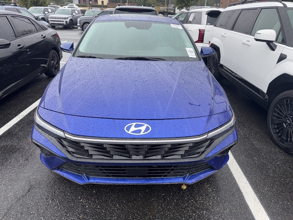 Used 2024 Hyundai Elantra SEL Sedan