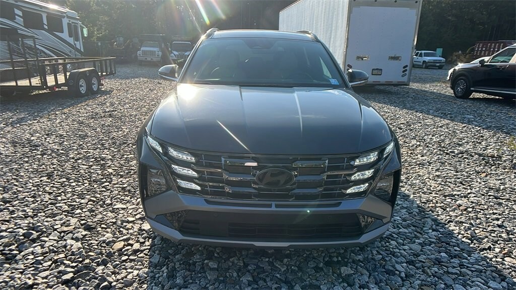 2025 Hyundai Tucson Limited photo 2