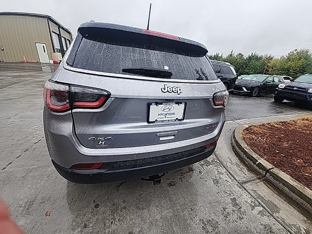 2019 Jeep Compass Limited photo 3