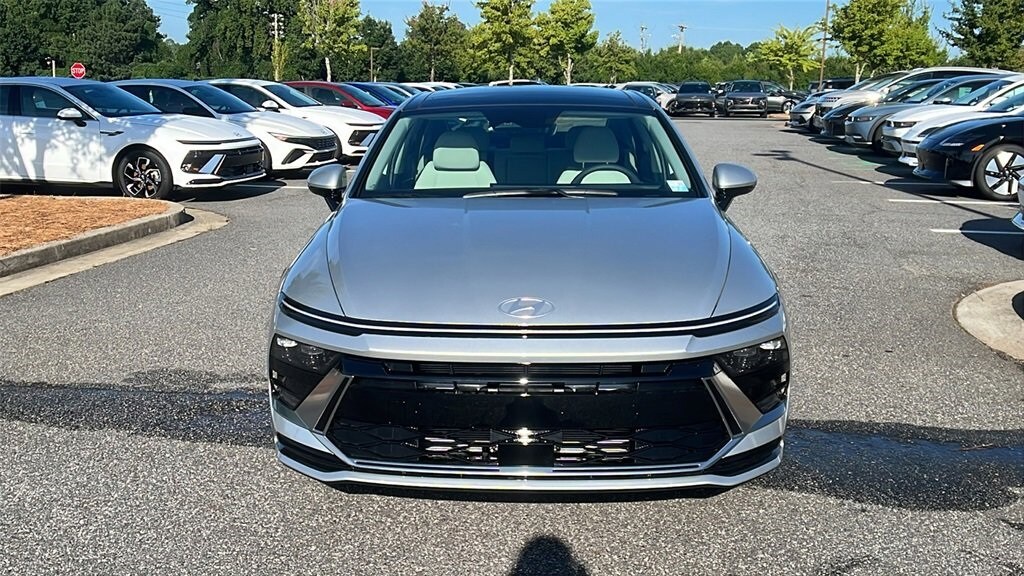 2025 Hyundai Sonata SEL Convenience photo 2