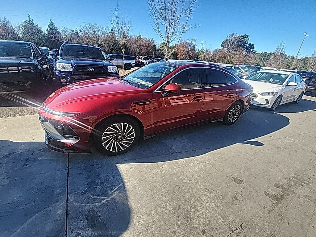 Used 2025 Hyundai Sonata Hybrid Limited Sedan