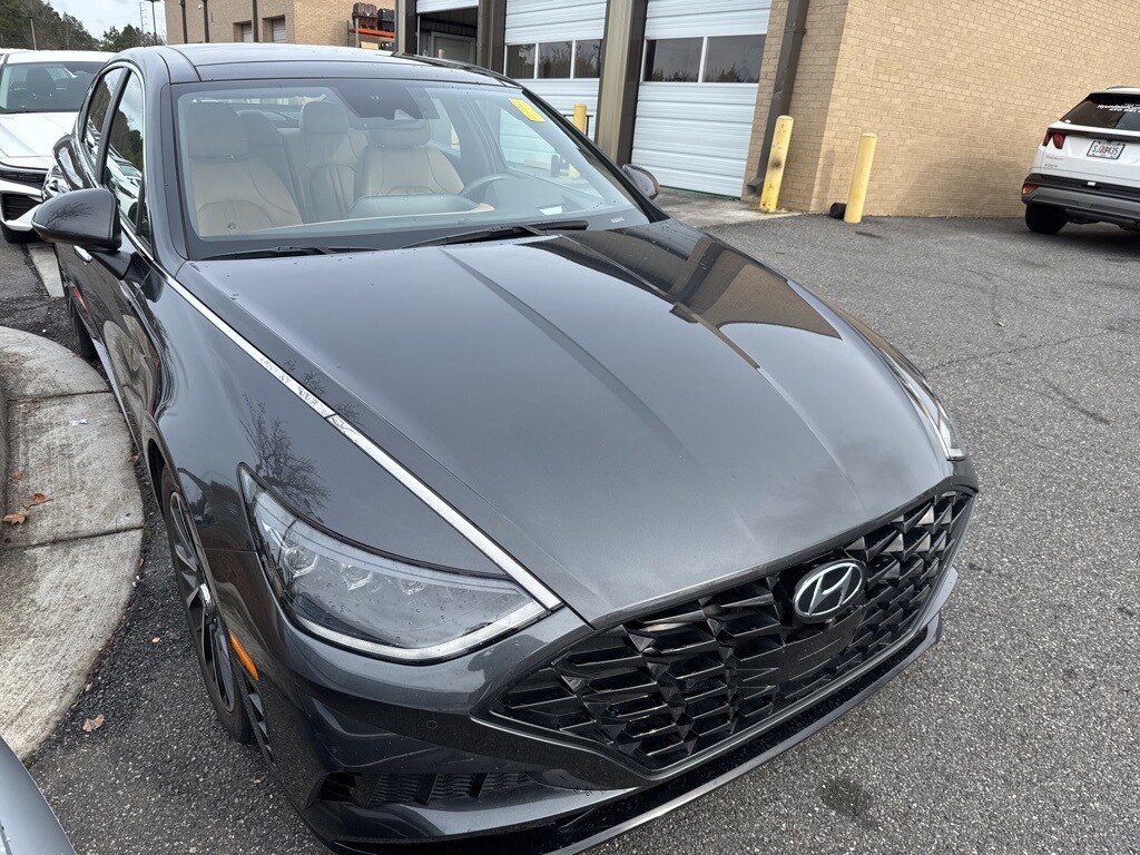 2021 Hyundai Sonata Limited photo 3