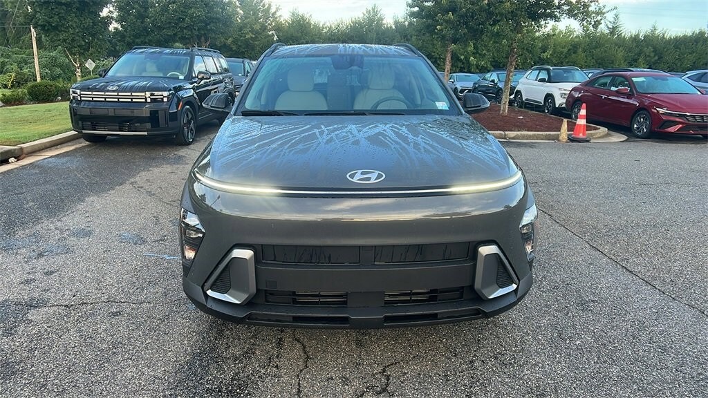 2026 Hyundai Kona SEL photo 2