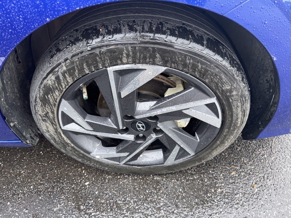 Used 2024 Hyundai Elantra SEL Sedan