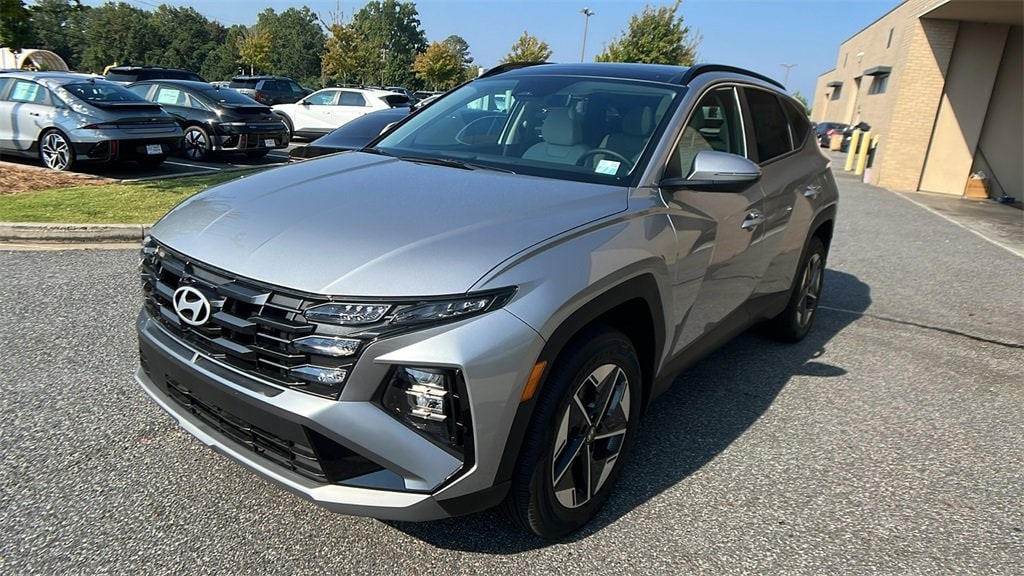 New 2025 Hyundai Tucson Hybrid SEL Convenience SUV