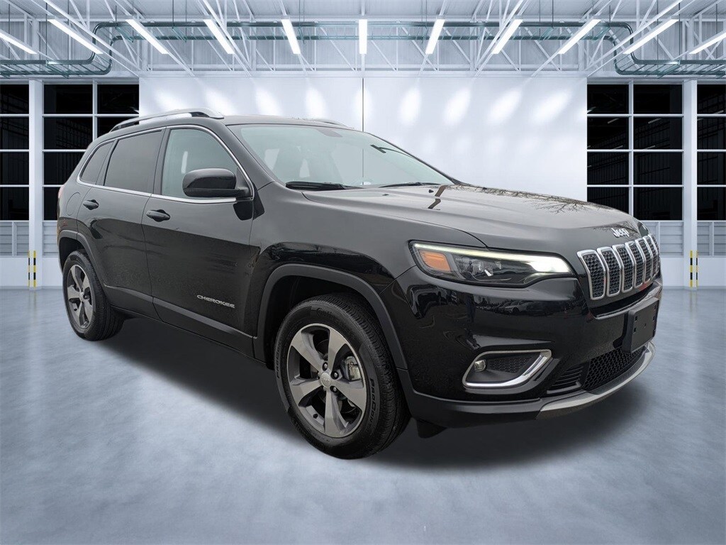 Used 2019 Jeep Cherokee Limited 4x4 SUV