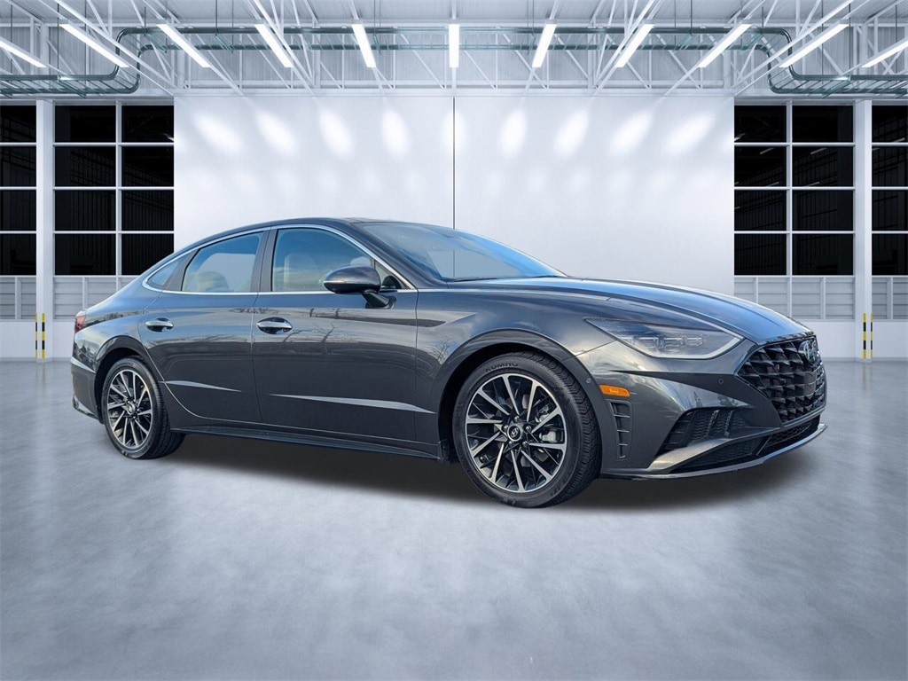 2021 Hyundai Sonata Limited's photo