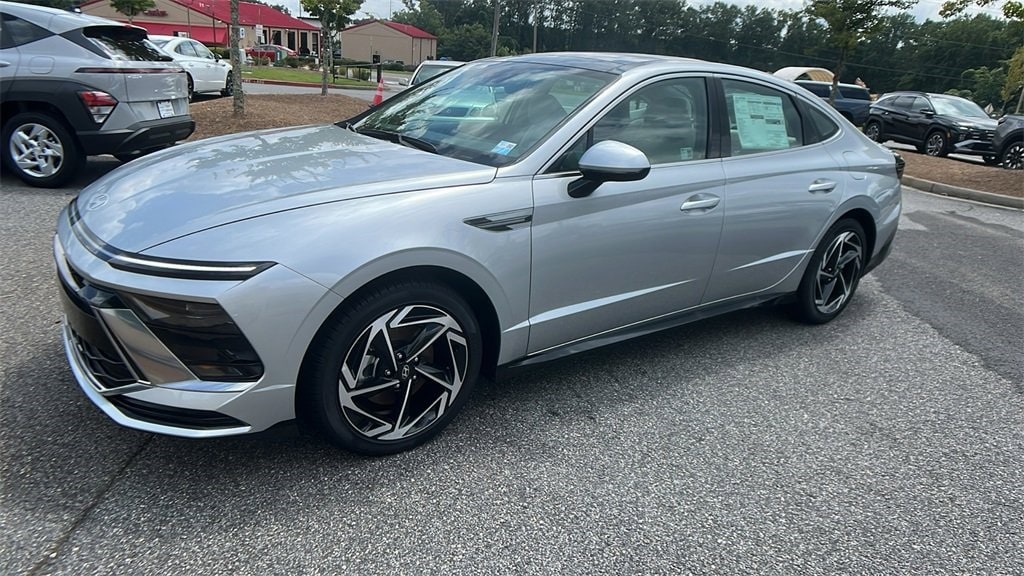 New 2025 Hyundai Sonata SEL Convenience Sedan