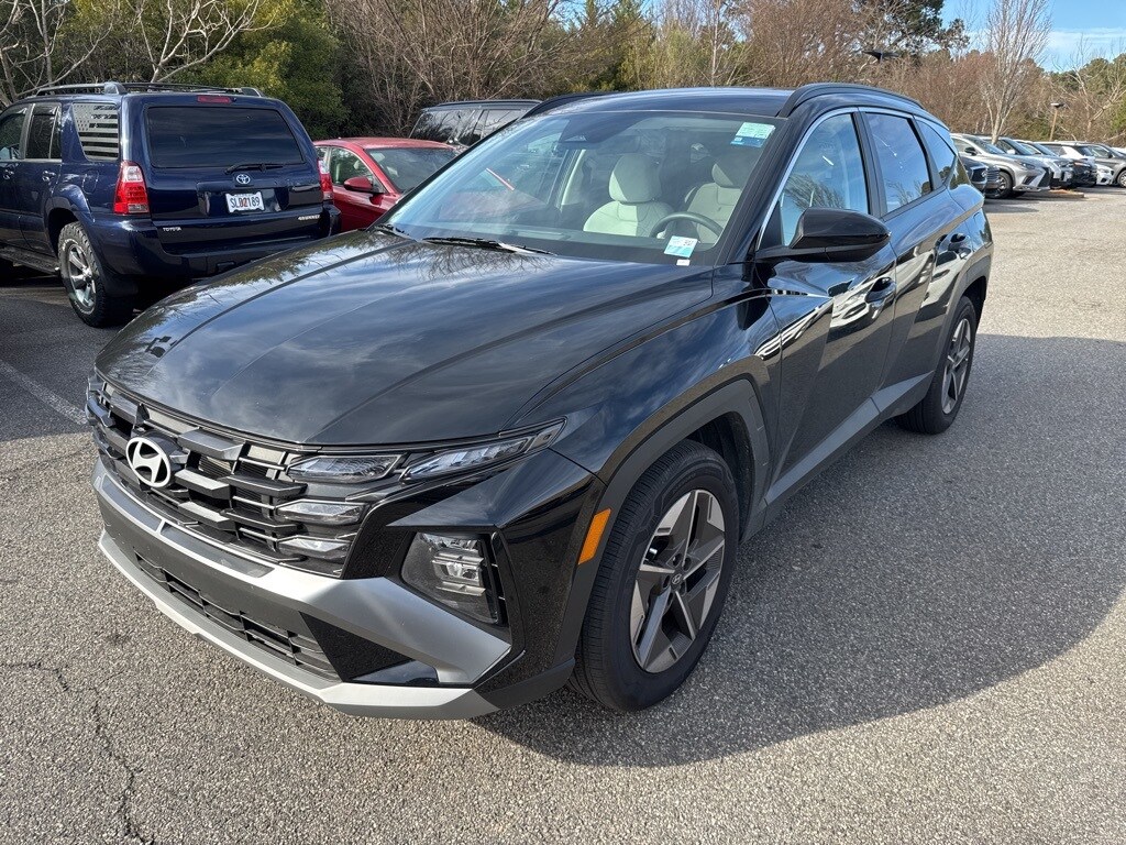 Used 2025 Hyundai Tucson SEL SUV