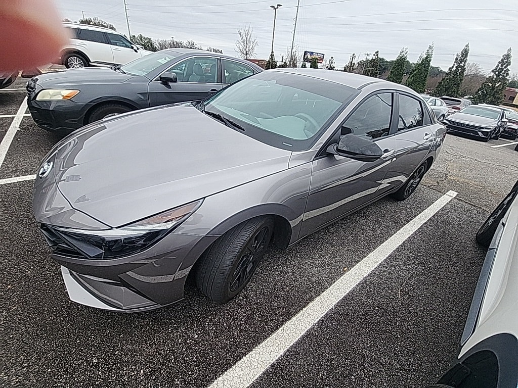2023 Hyundai Elantra Blue