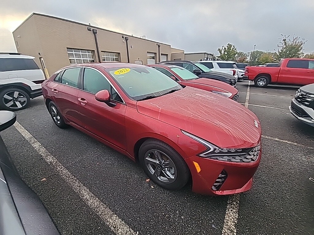 2022 Kia K5 LXS photo 3