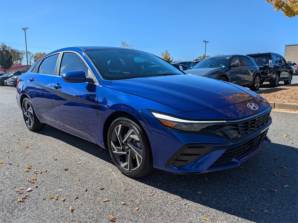 2024 Hyundai Elantra Sedan 