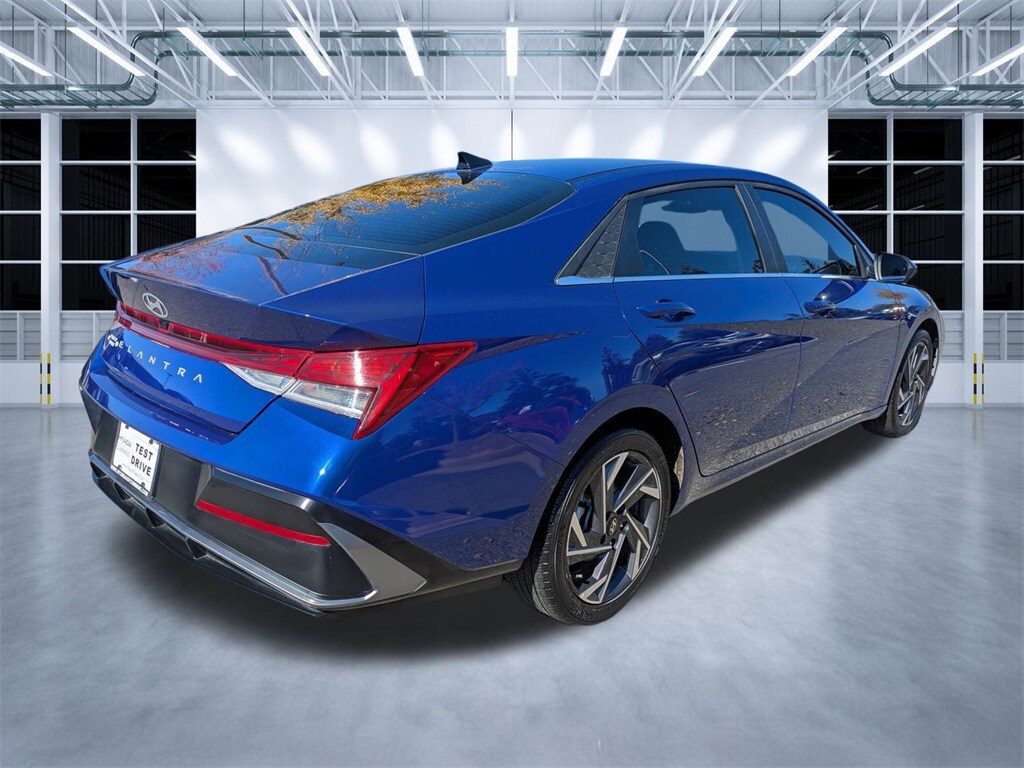 Used 2024 Hyundai Elantra SEL Sedan