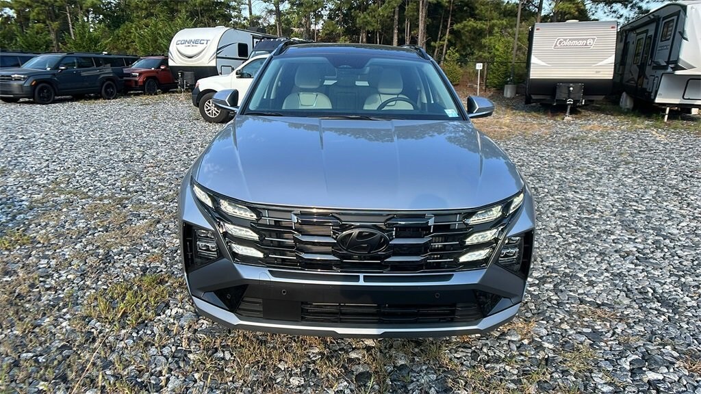 2025 Hyundai Tucson Hybrid Limited photo 2