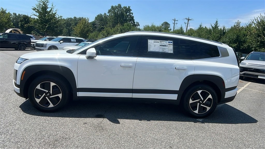 New 2026 Hyundai IONIQ 9 SE SUV