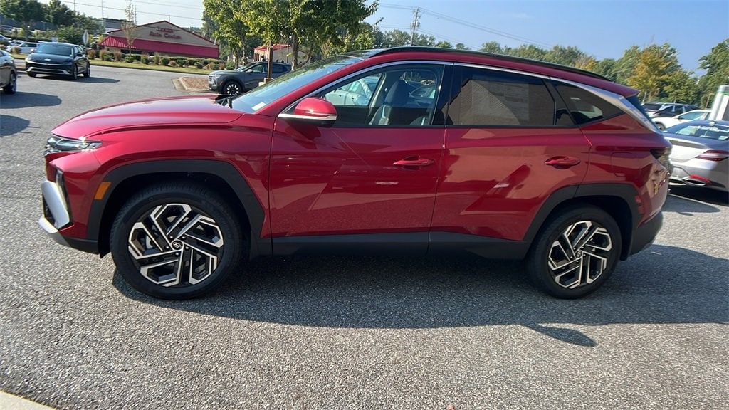 New 2025 Hyundai Tucson Limited SUV