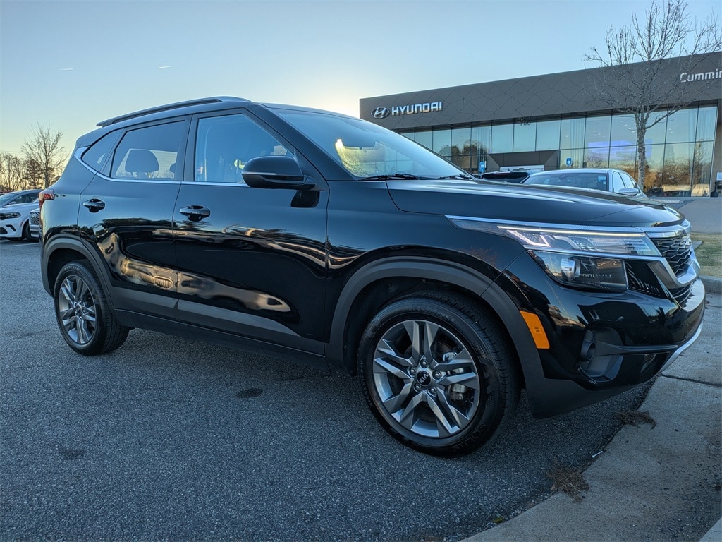 2021 Kia Seltos S's photo