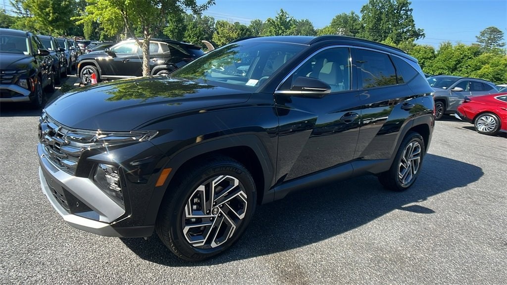 New 2025 Hyundai Tucson Hybrid Limited SUV